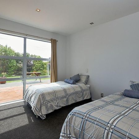Villa Bellbird Scenic Retreat - Views Of Alps And Ocean Kaikoura Esterno foto